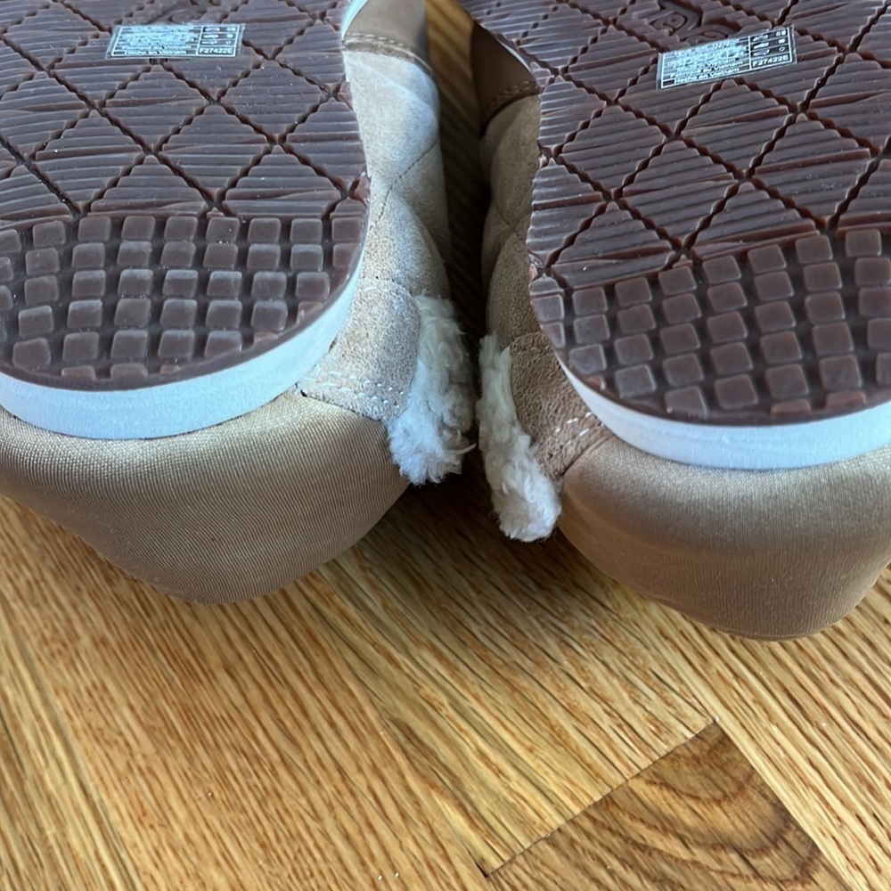 New Teva ReEmber Plushed Slipper Sneaker Size 7 - Picture 9 of 15